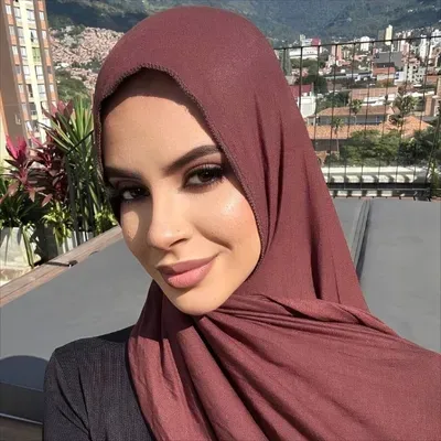 Amira Basheer profile preview
